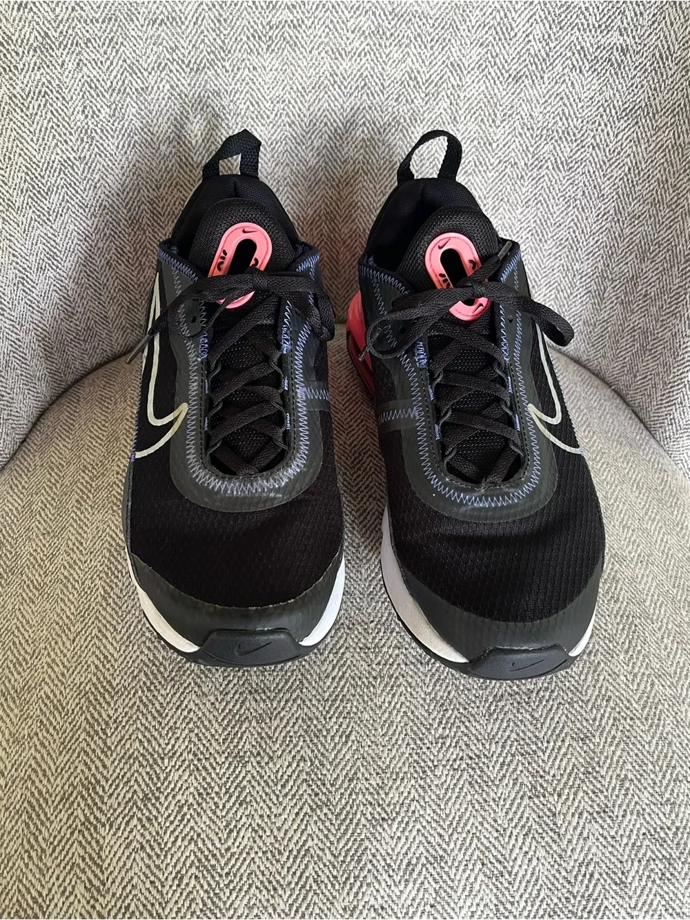 Nike Air Max 2090 GS Black Sunset Pulse Sneakers Size 7Y CJ4066-011
